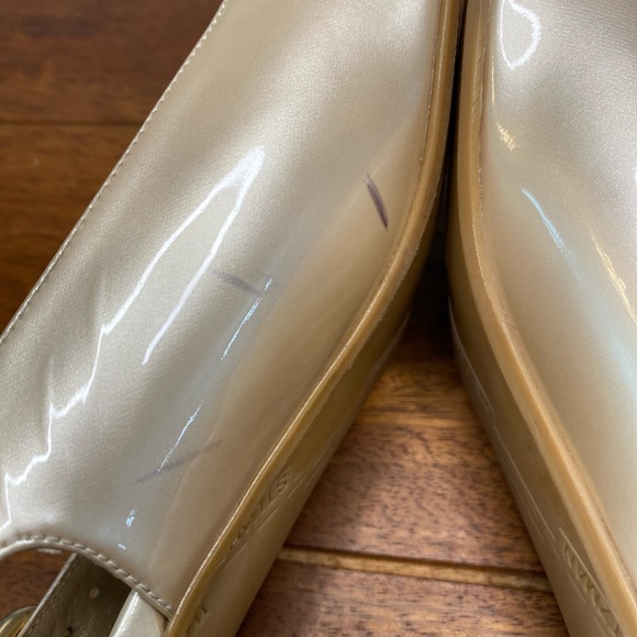 Stuart Weitzman Slingback Peep Toe Shoes - Picture 11 of 16